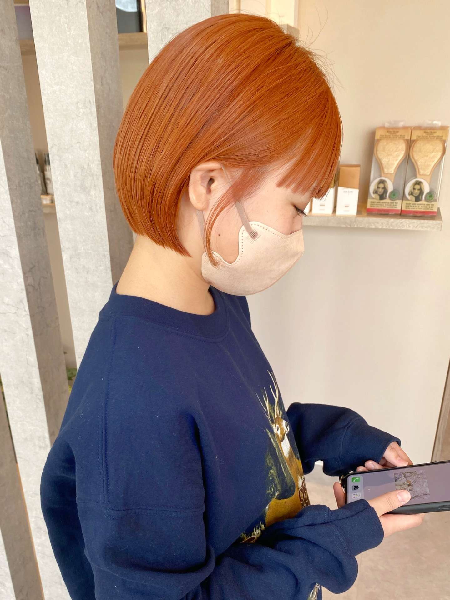 ショートボブ × オレンジカラー